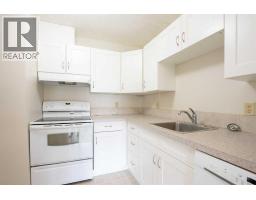 307, 65 Temple Boulevard W, Lethbridge, AB T1K5M2 Photo 13