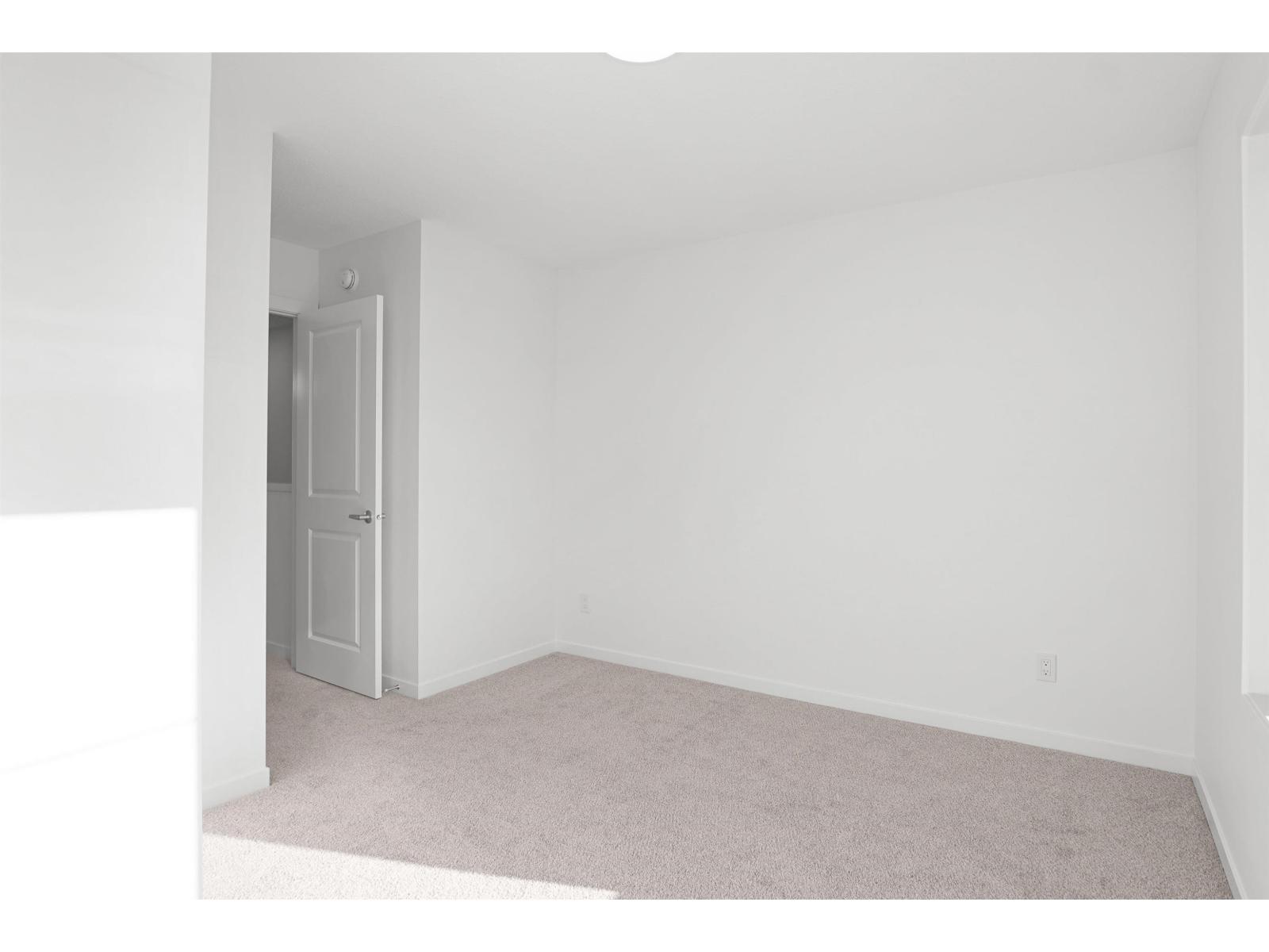 21006 24 AV NW, Edmonton — photo 20