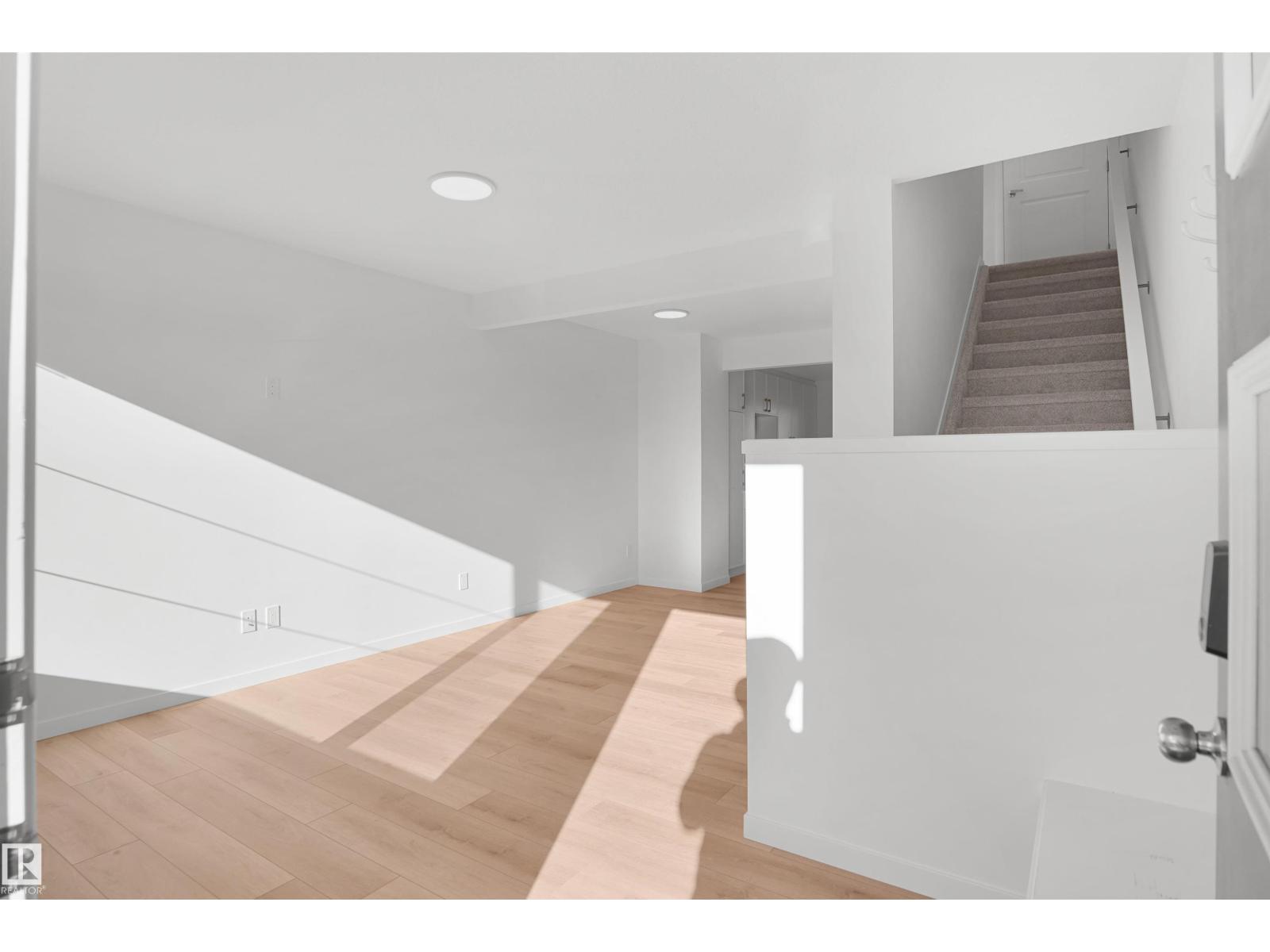 21006 24 AV NW, Edmonton — photo 5