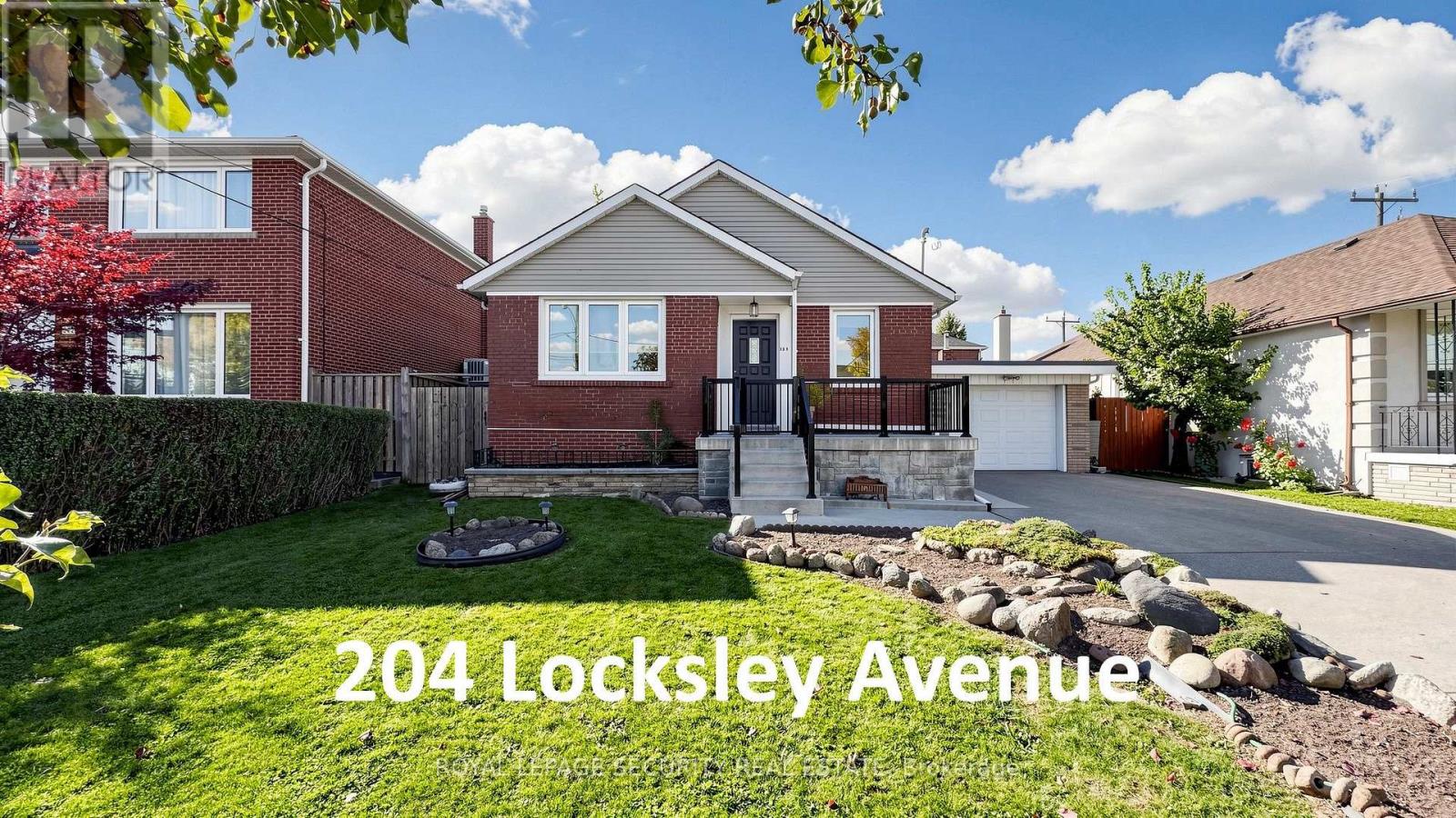 Photo of 204 LOCKSLEY AVENUE