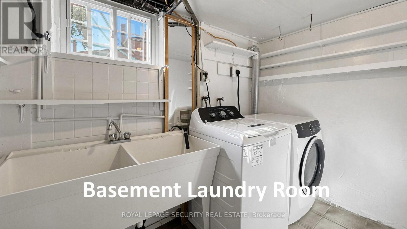 204 Locksley Avenue, Toronto, ON photo 43