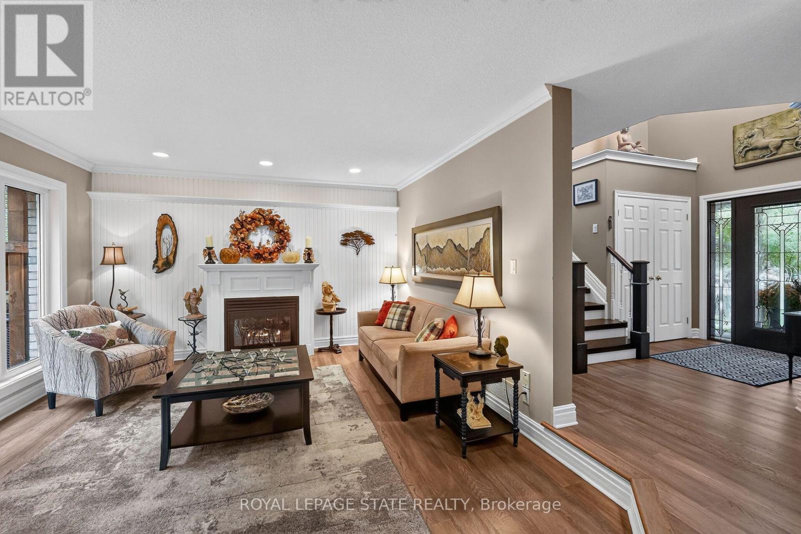 112 Dorchester Drive, Grimsby, ON photo 10