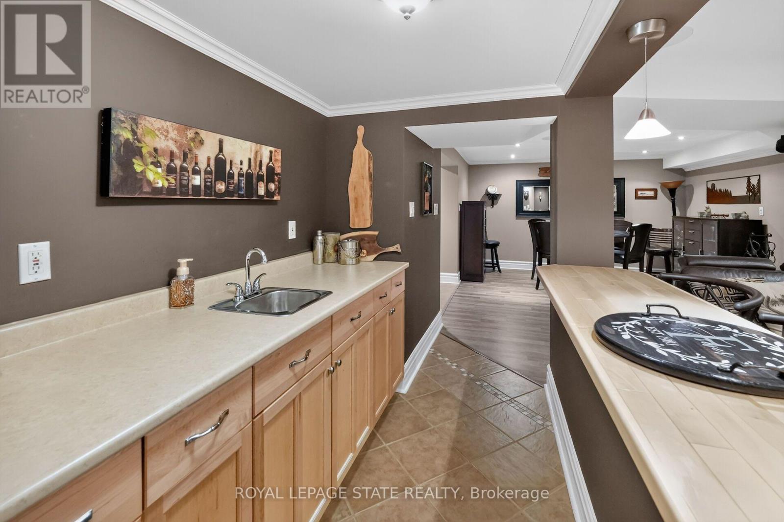 112 Dorchester Drive, Grimsby, ON photo 36