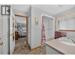 11 Barton Street, Cayuga, ON N0A1E0 Photo 20