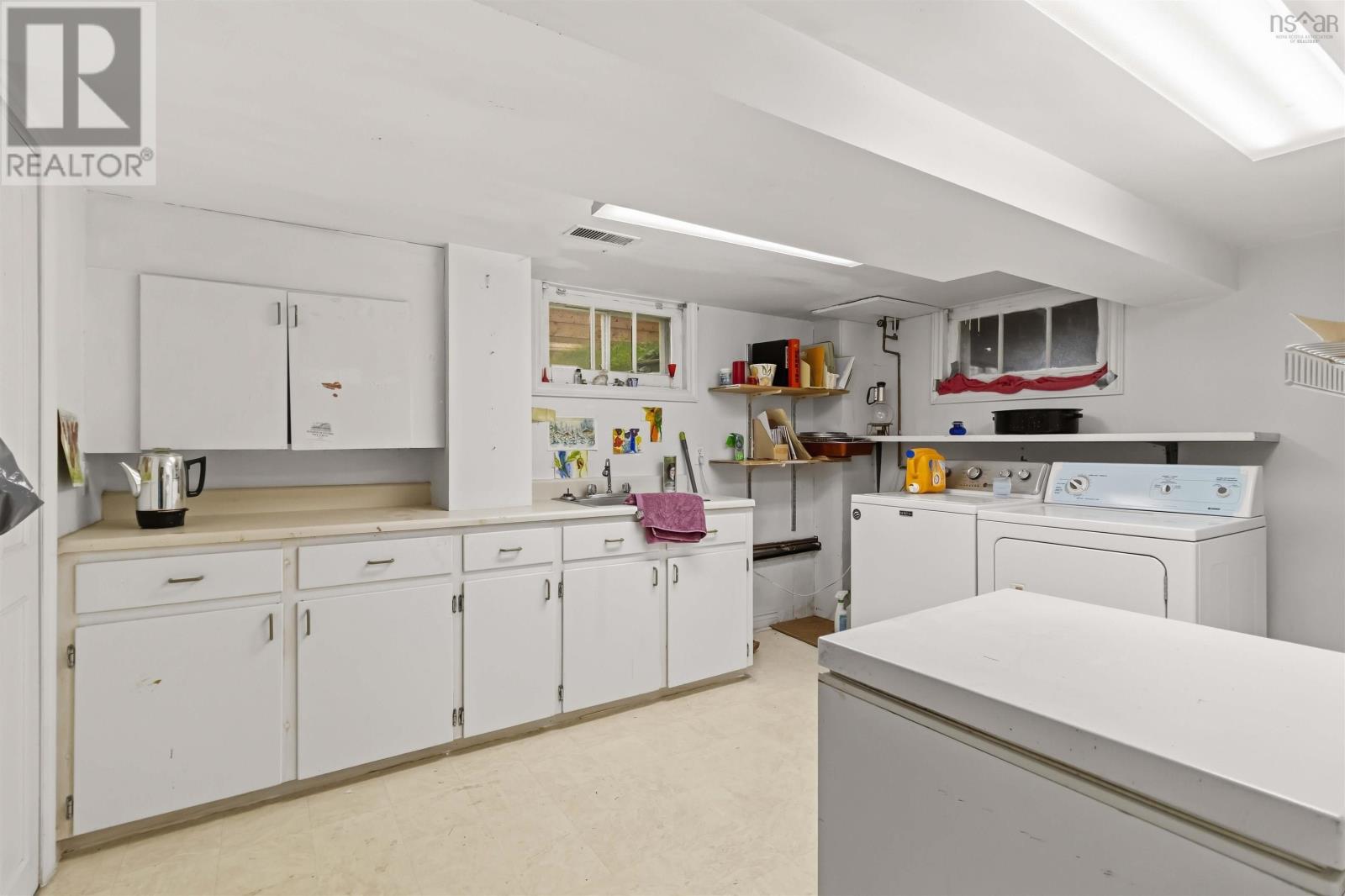 6930 Patricia Street, photo 36