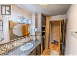 1080 Henleaze Avenue, Moose Jaw, SK S6H3V6 Photo 19