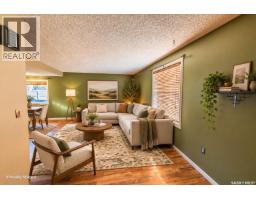 4pc Bathroom - 1080 Henleaze Avenue, Moose Jaw, SK S6H3V6 Photo 6