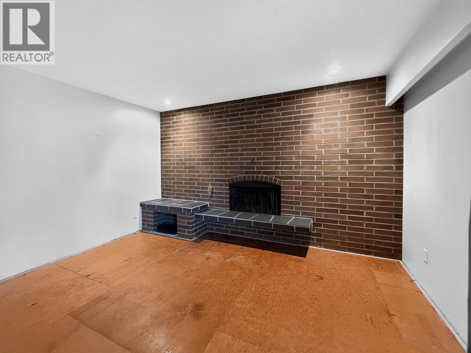 976 Winslow Avenue, Coquitlam — photo 12