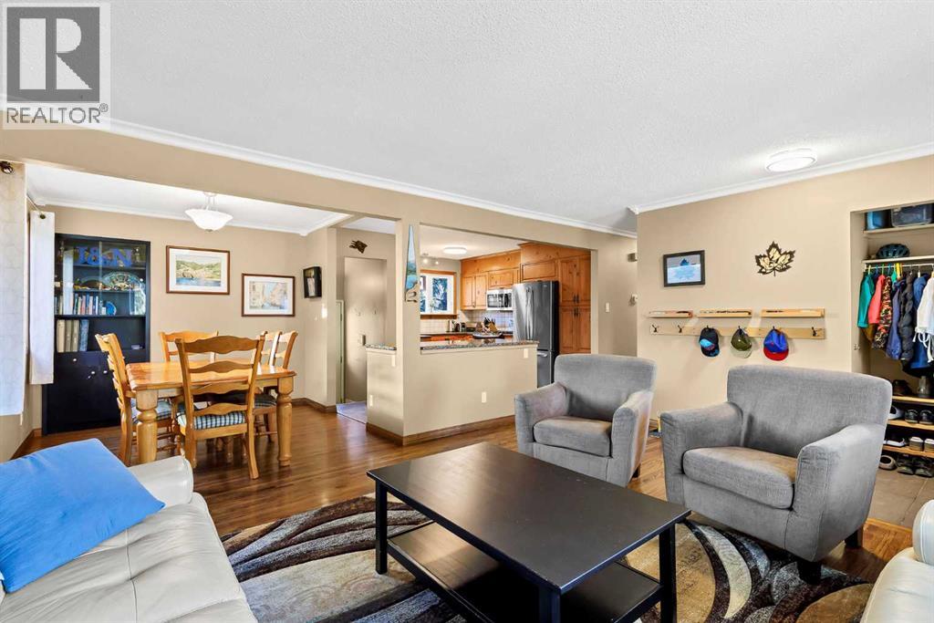 4708 Nordegg Crescent NW, Calgary — photo 4