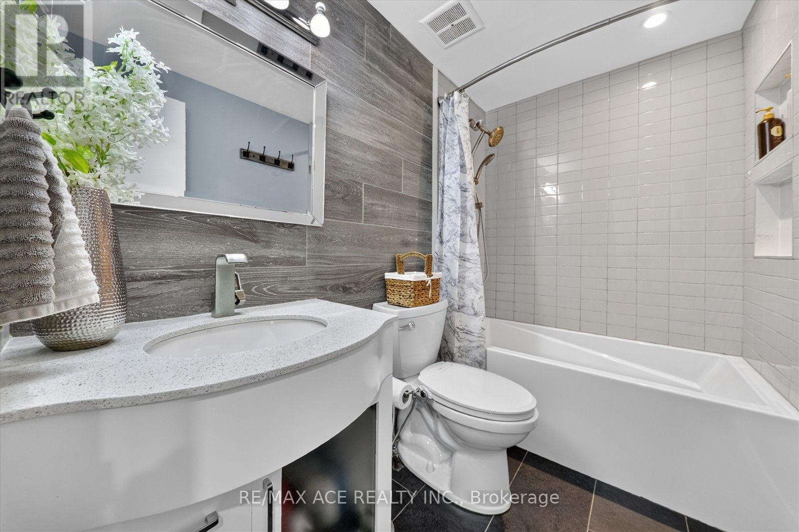 1586 Geta Circle, Pickering, ON photo 31