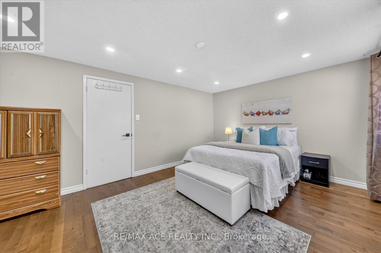 1586 Geta Circle, Pickering, ON photo 25
