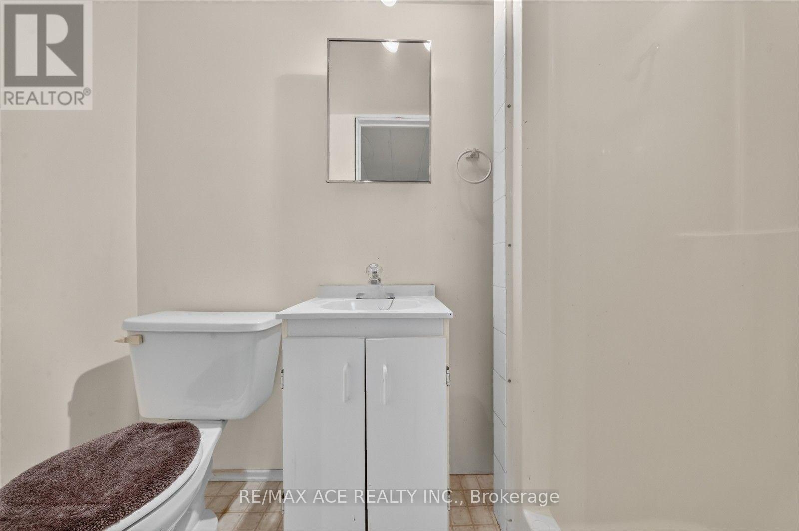 1586 Geta Circle, Pickering, ON photo 37