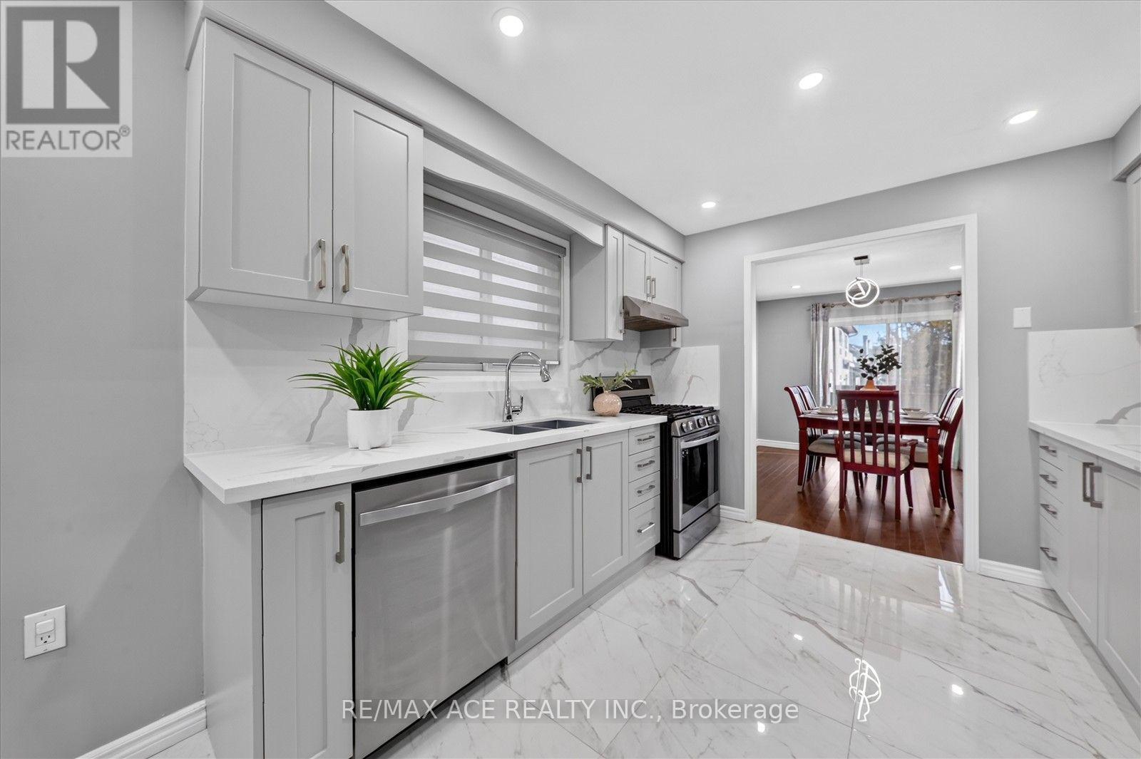 1586 Geta Circle, Pickering, ON photo 12