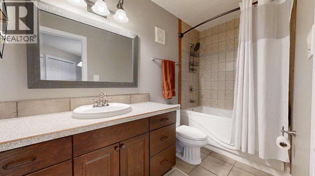 9302 Lakeshore Court, photo 19 of 35