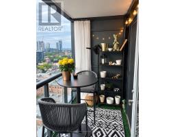 1814 - 400 Adelaide Street E, Toronto, ON M5A4S3 Photo 9