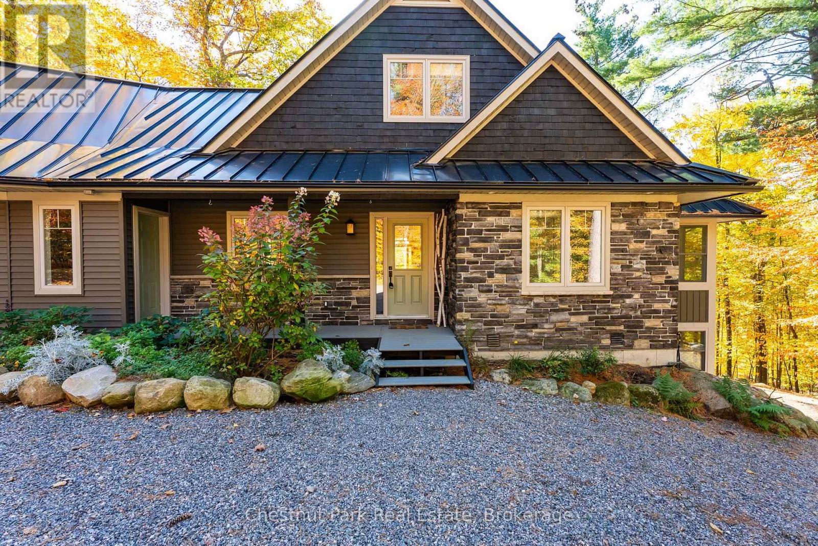30 STEPHEN ROAD - 4