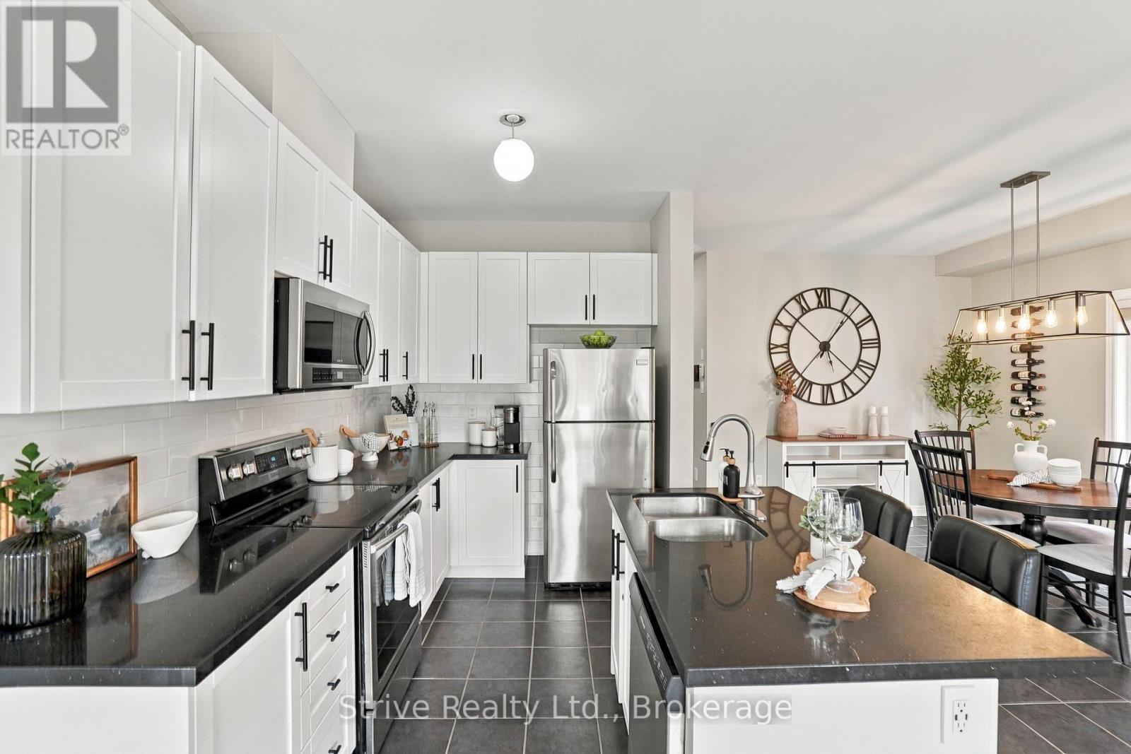 18 Bud Doucette Court, Uxbridge, ON photo 12