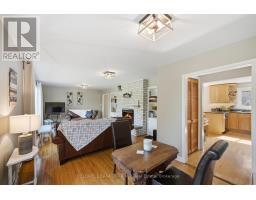 11836 Loyalist Parkway, Prince Edward County, ON K0K2T0 Photo 14