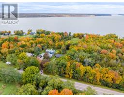11836 Loyalist Parkway, Prince Edward County, ON K0K2T0 Photo 38
