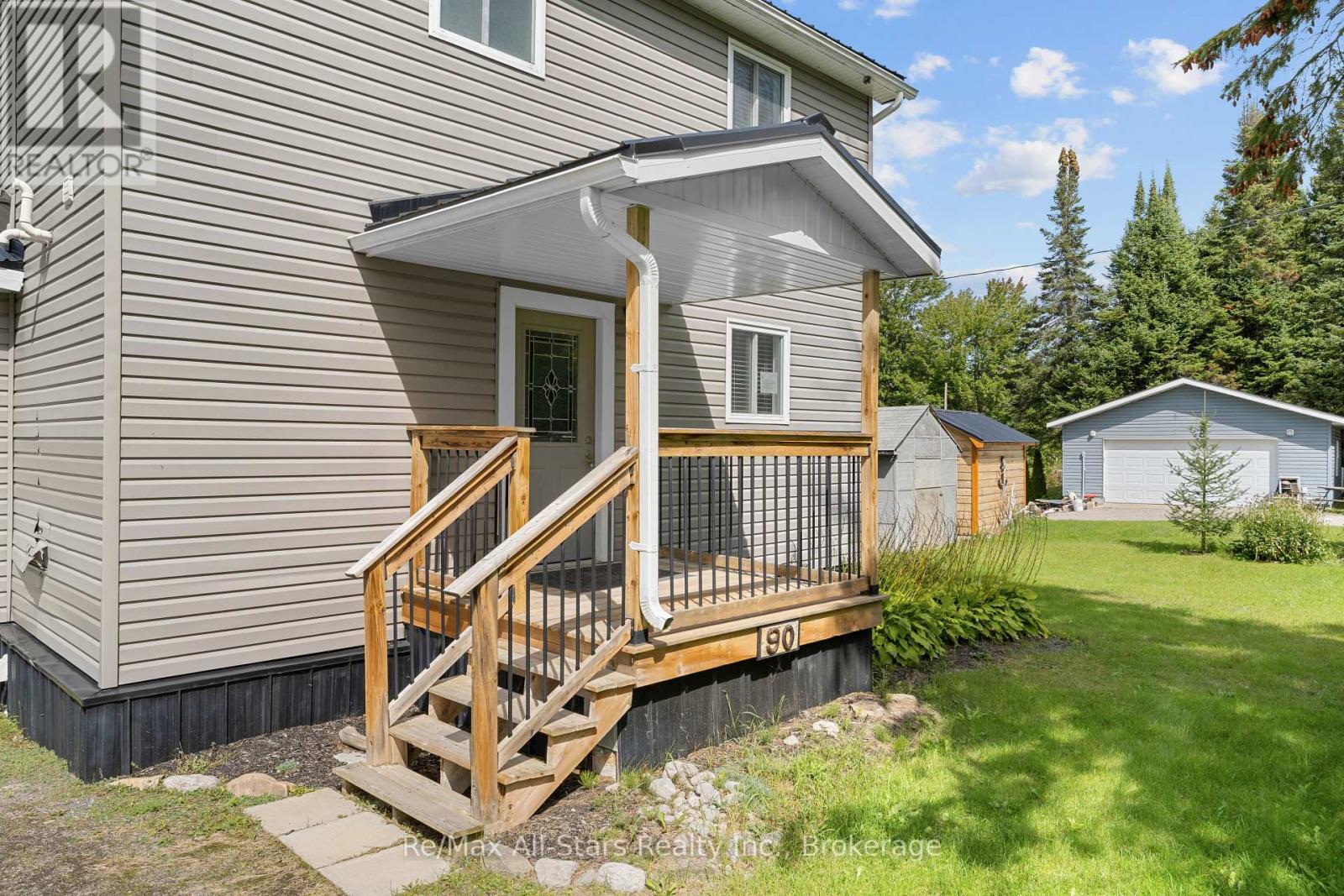 90 Kozy Kove Road, Kawartha Lakes, ON photo 5