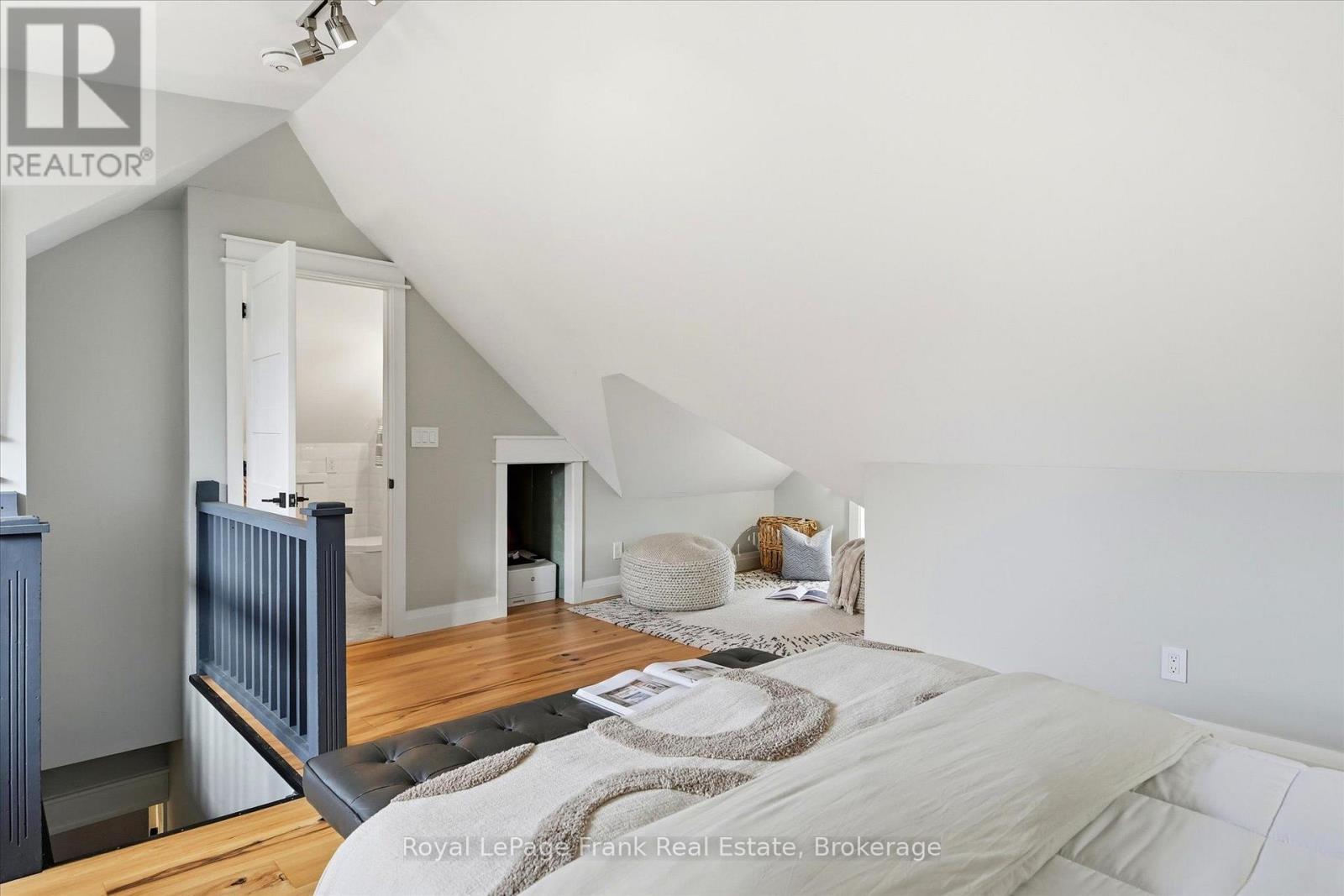 395 Walton Street, Peterborough, ON photo 25