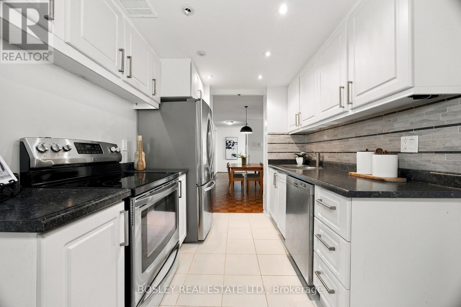 1904- 3151 BRIDLETOWN Circle, Toronto, ON photo 15
