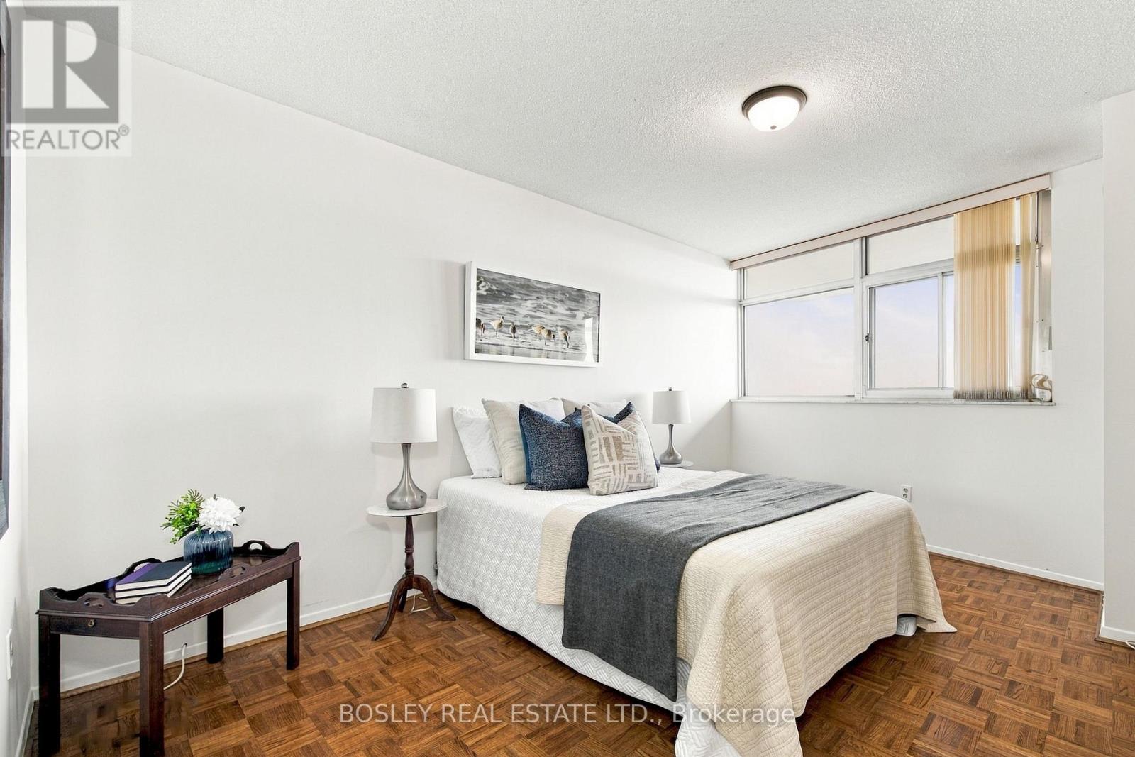 1904- 3151 BRIDLETOWN Circle, Toronto, ON photo 17