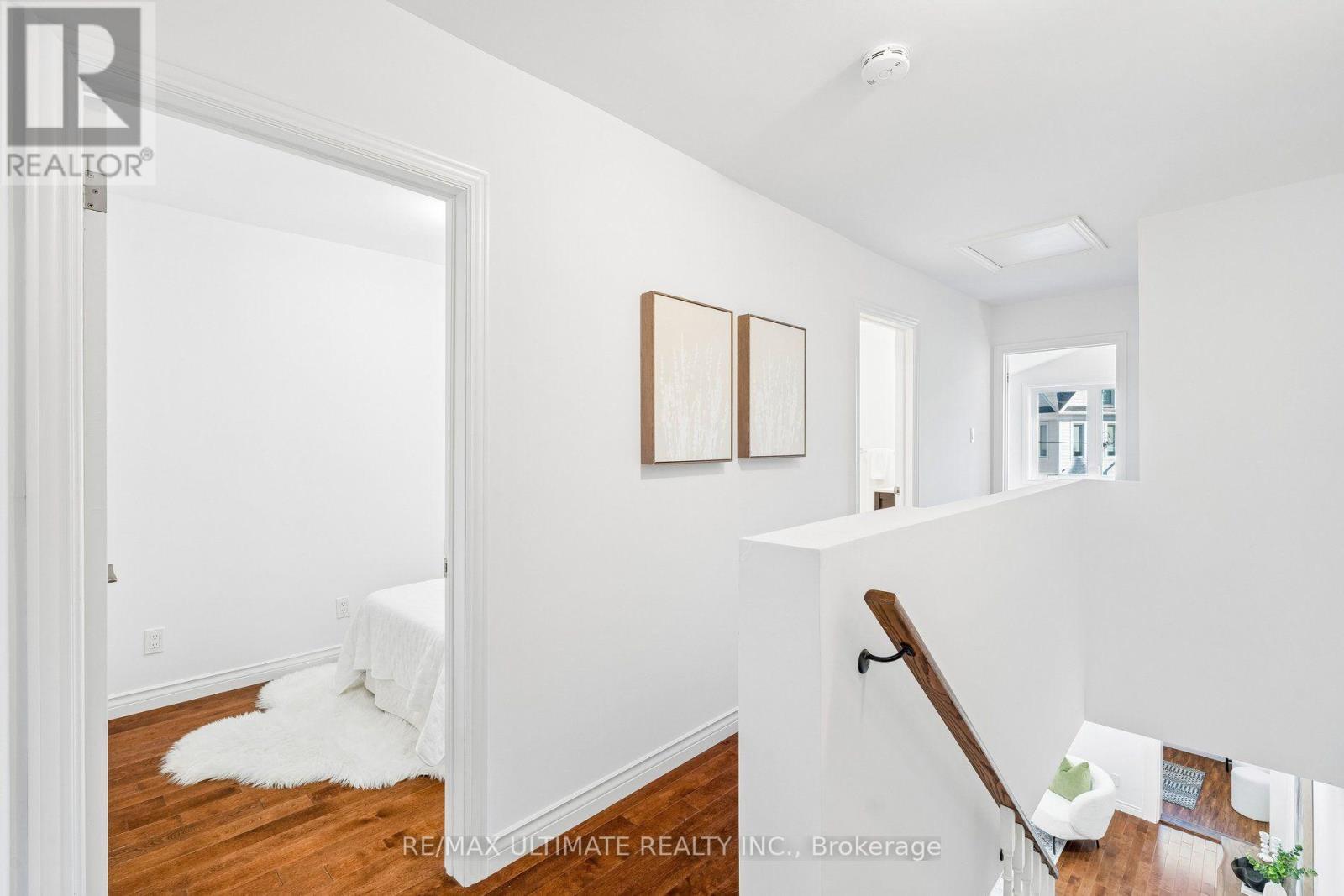 18 Rhyl Avenue, Toronto, ON photo 19