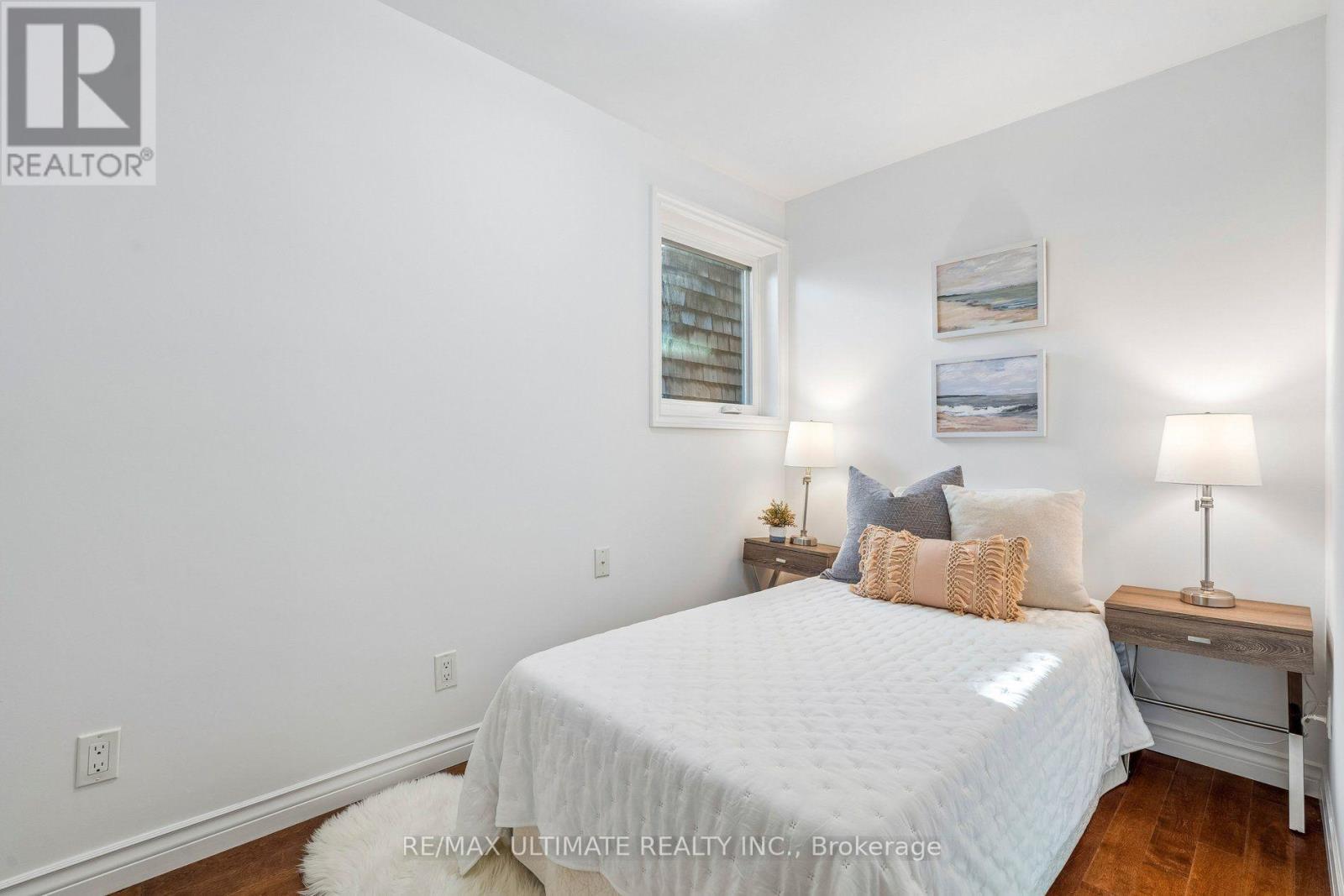 18 Rhyl Avenue, Toronto, ON photo 26