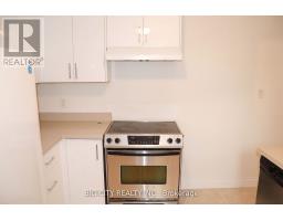 30 Lozoway Drive, Toronto, ON M1K2Y4 Photo 19