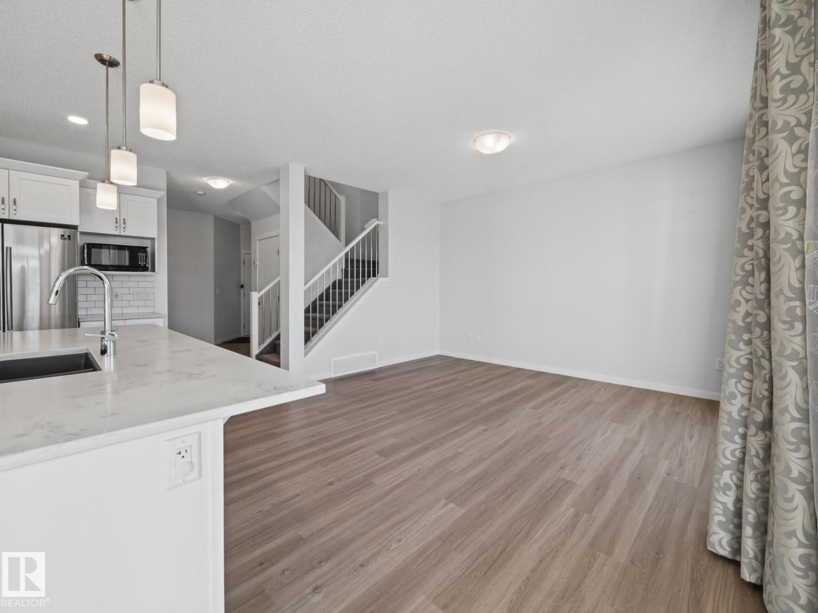 Property photograph 18 for MLS E4514398