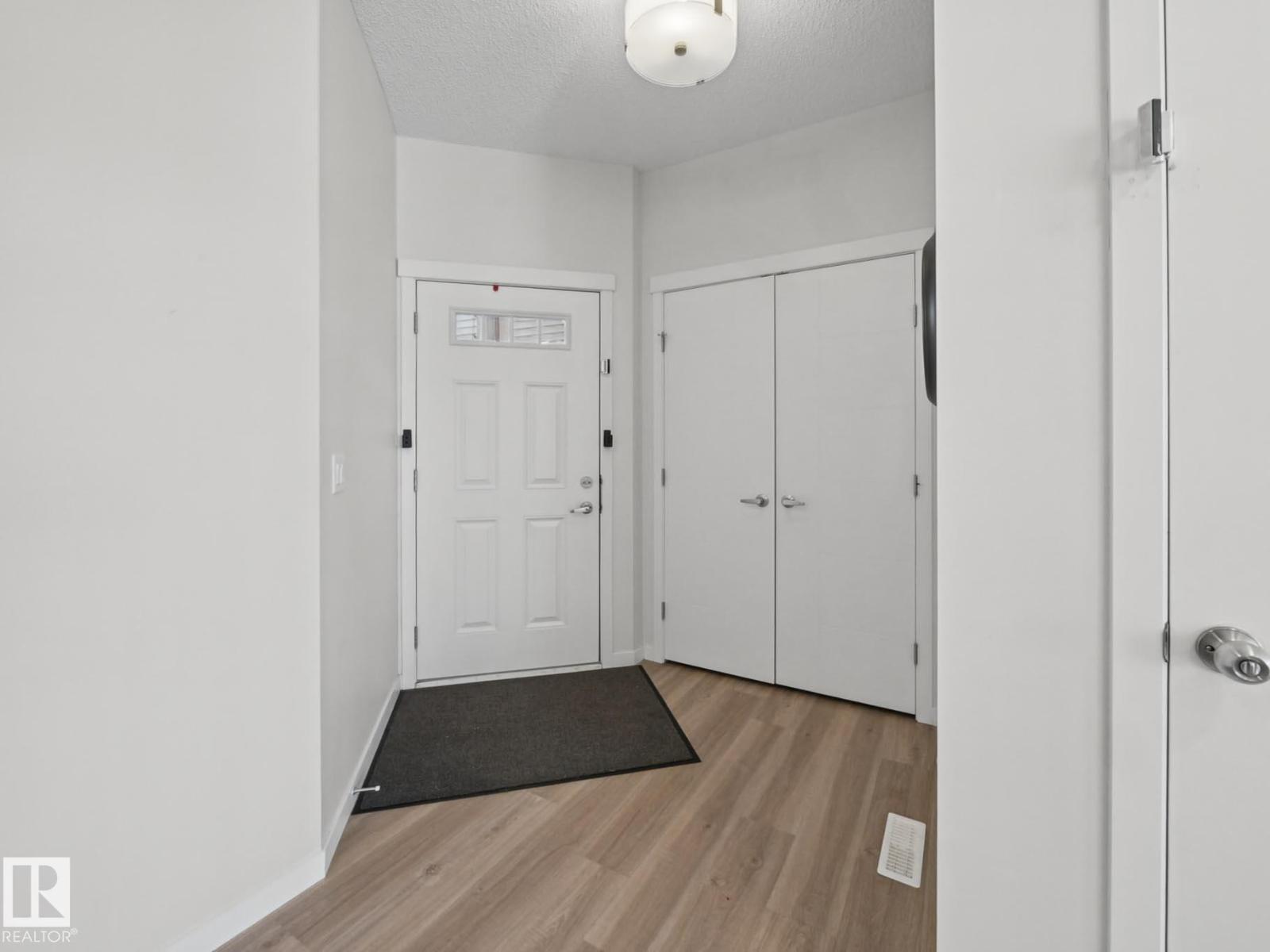 Property photograph 4 for MLS E4514398