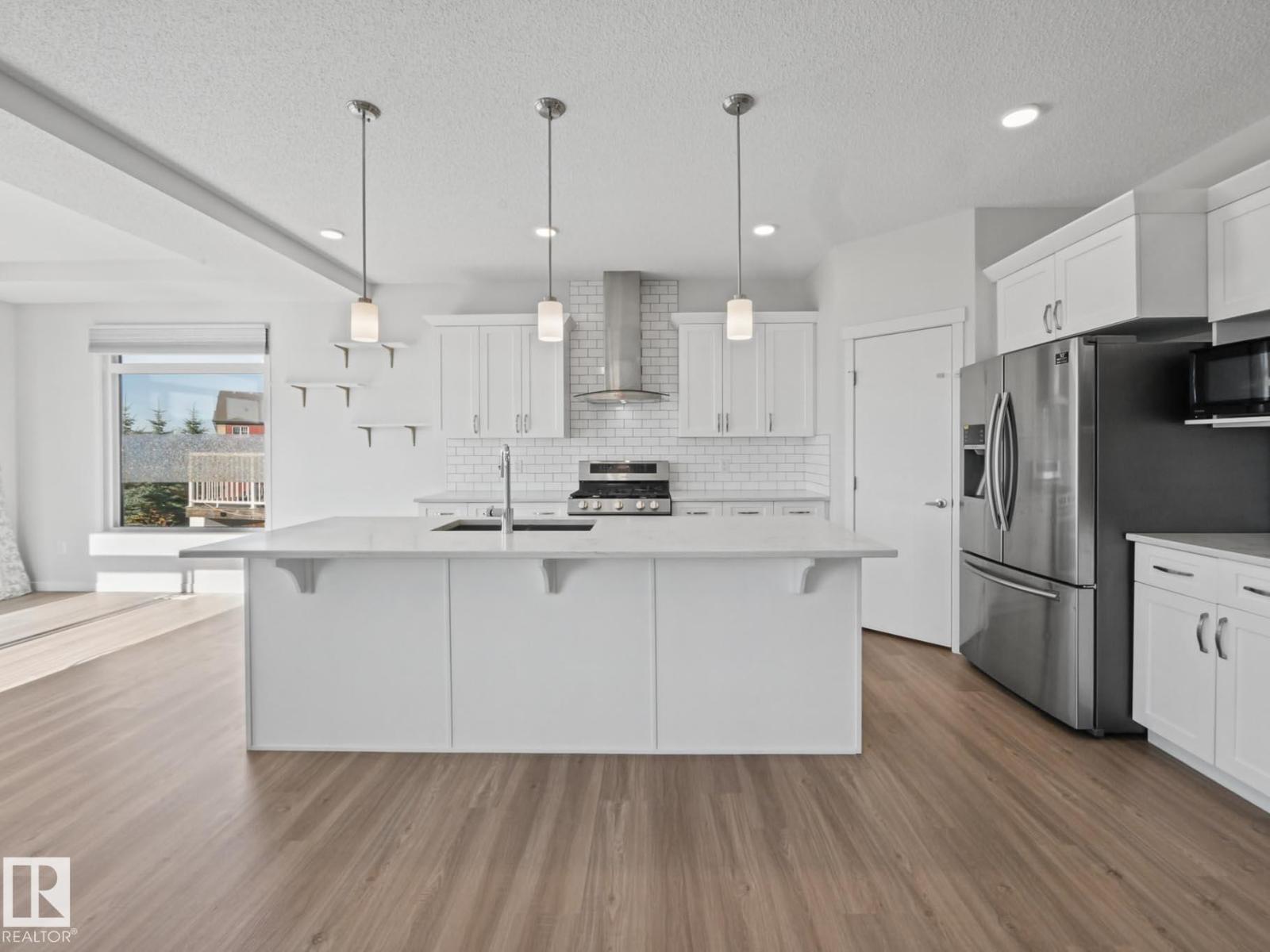 Property photograph 6 for MLS E4514398