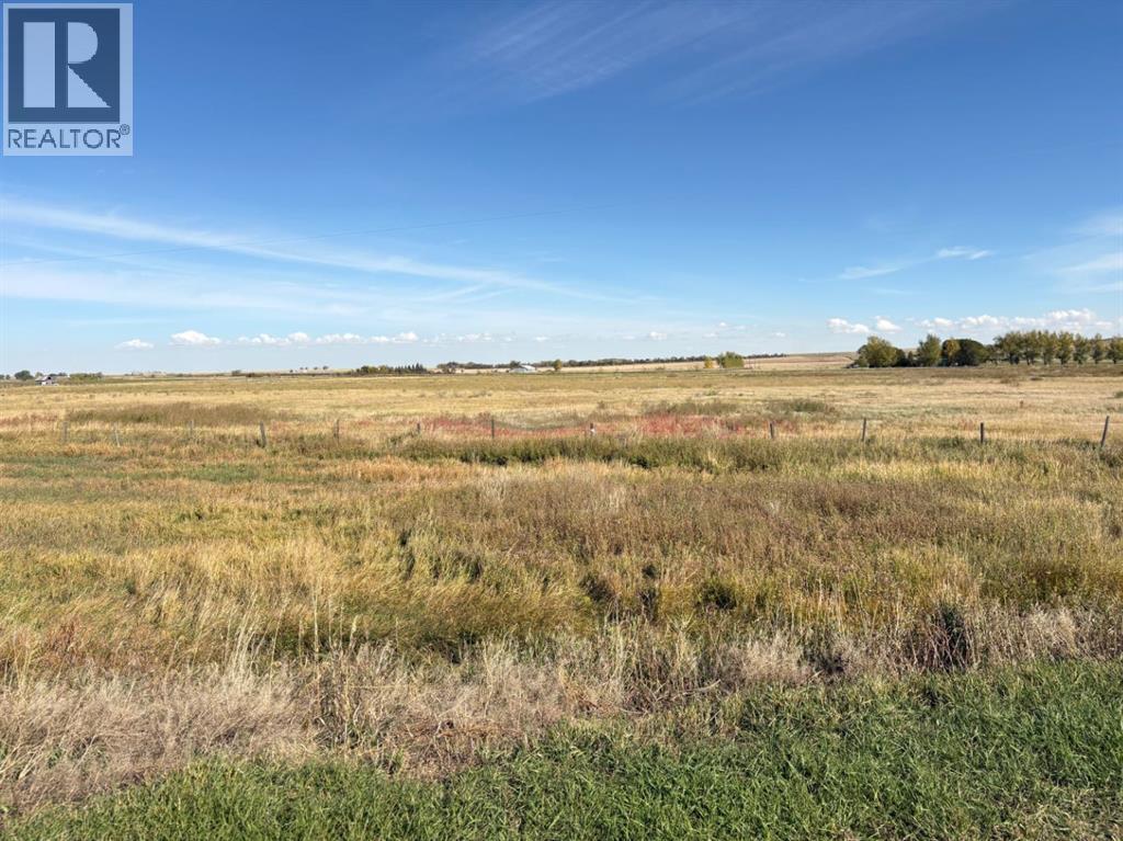 53061 RR 222, Rural Cardston County