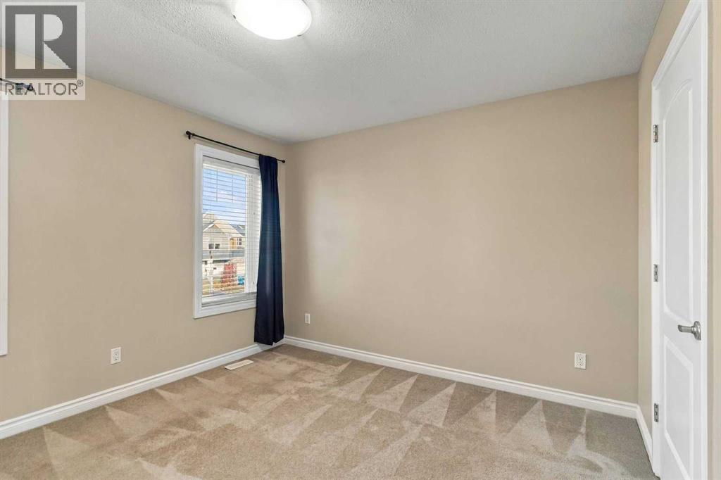 129 Callen Drive, photo 12 of 41