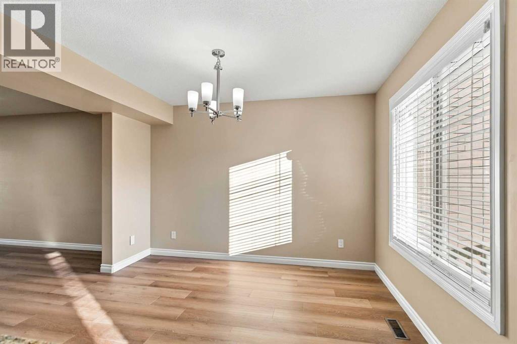 129 Callen Drive, photo 7 of 41