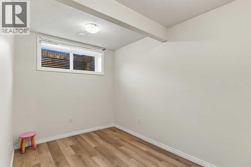 129 Callen Drive, photo 25 of 41