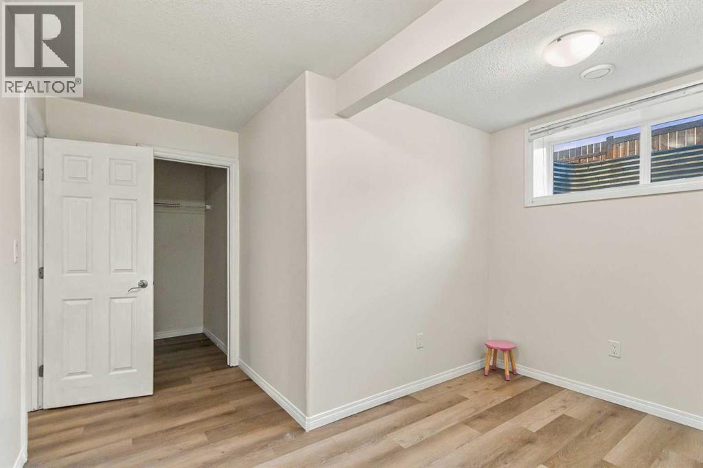 129 Callen Drive, photo 24 of 41