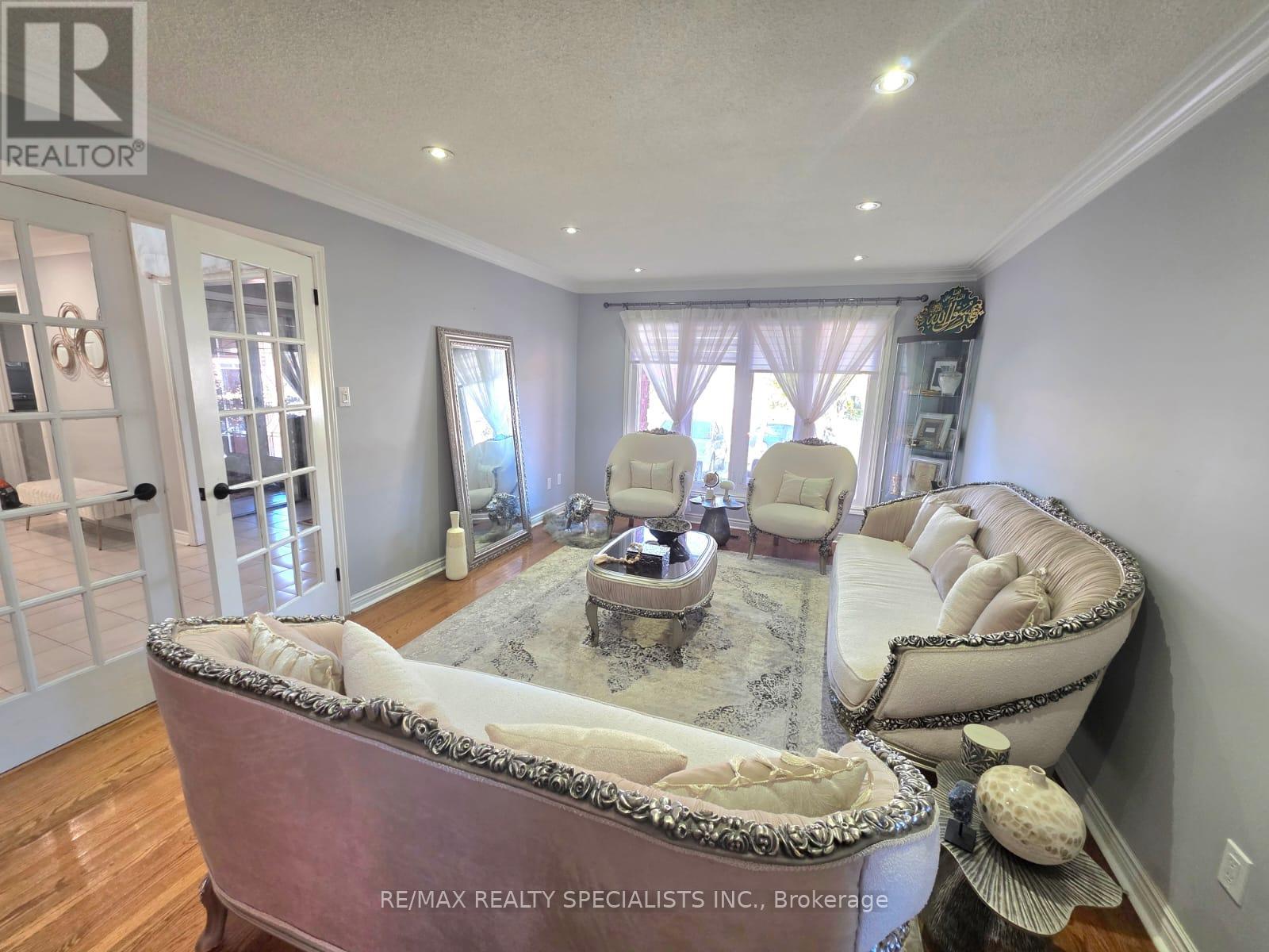 Photo of 41 CLAUDIA AVENUE