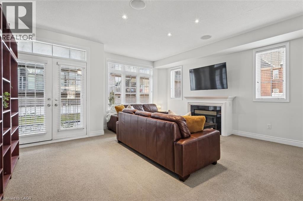 2090 BATES Common, Burlington — photo 11