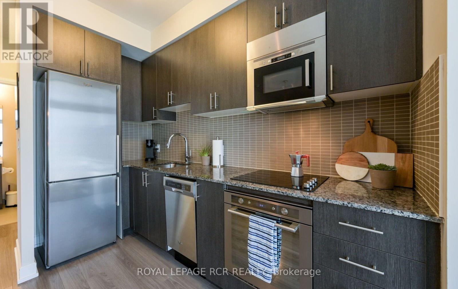 12- 6 Eva Road, Toronto, ON photo 13