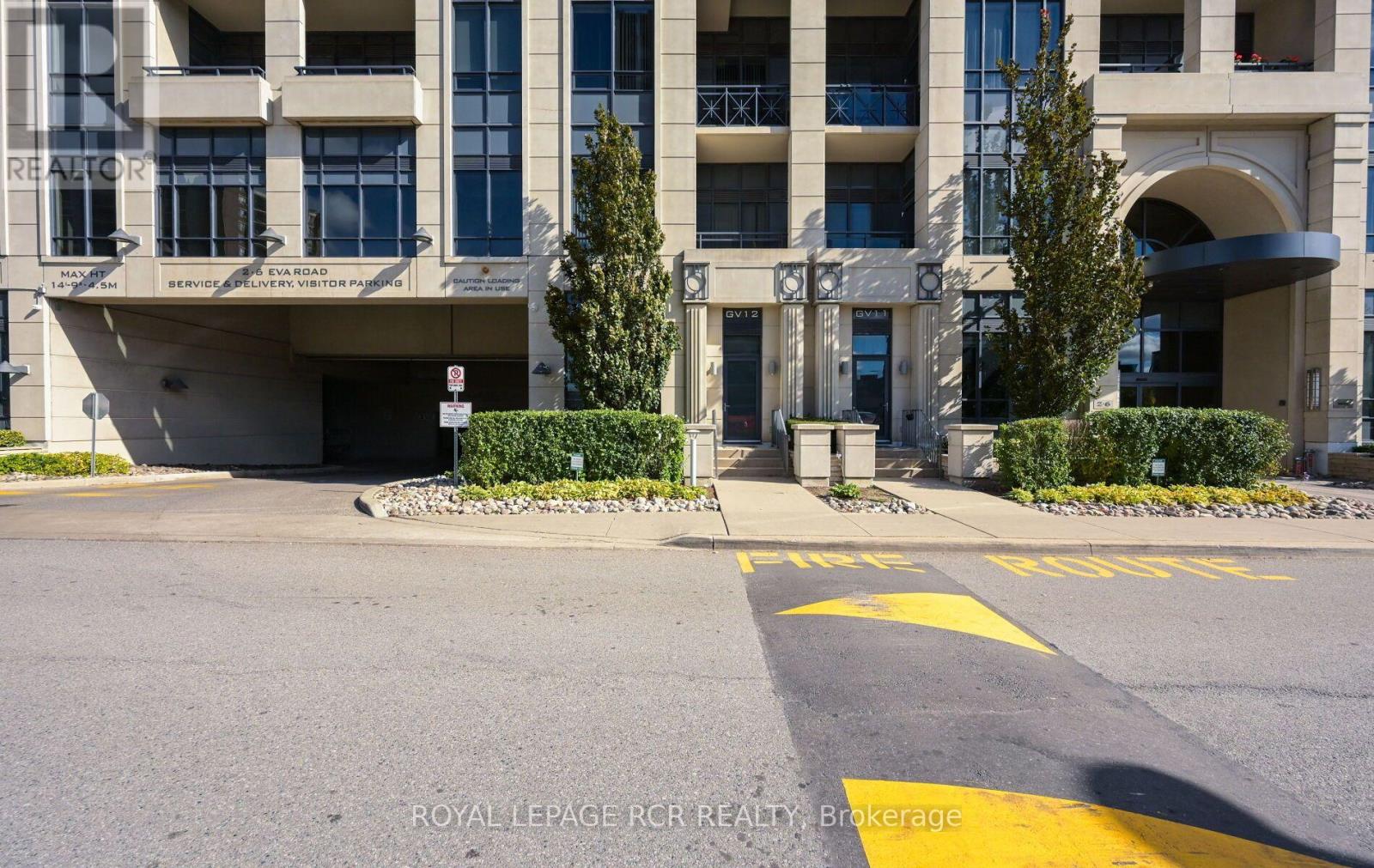 Photo of 12 - 6 EVA ROAD