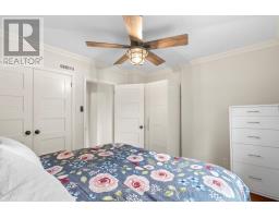 200 Saint Marks Road, Toronto, ON M6S2H9 Photo 11