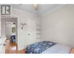 200 Saint Marks Road, Toronto, ON M6S2H9 Photo 13