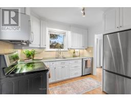 Recreational, Games room - 200 Saint Marks Road, Toronto, ON M6S2H9 Photo 7