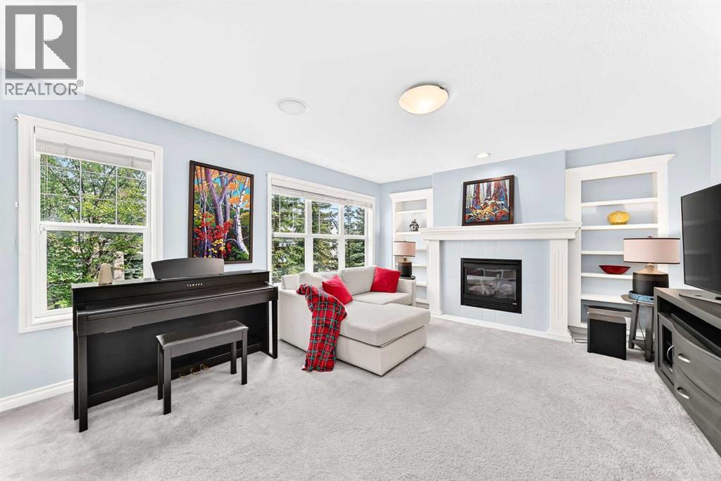 30 Versailles Gate SW, Calgary — photo 22