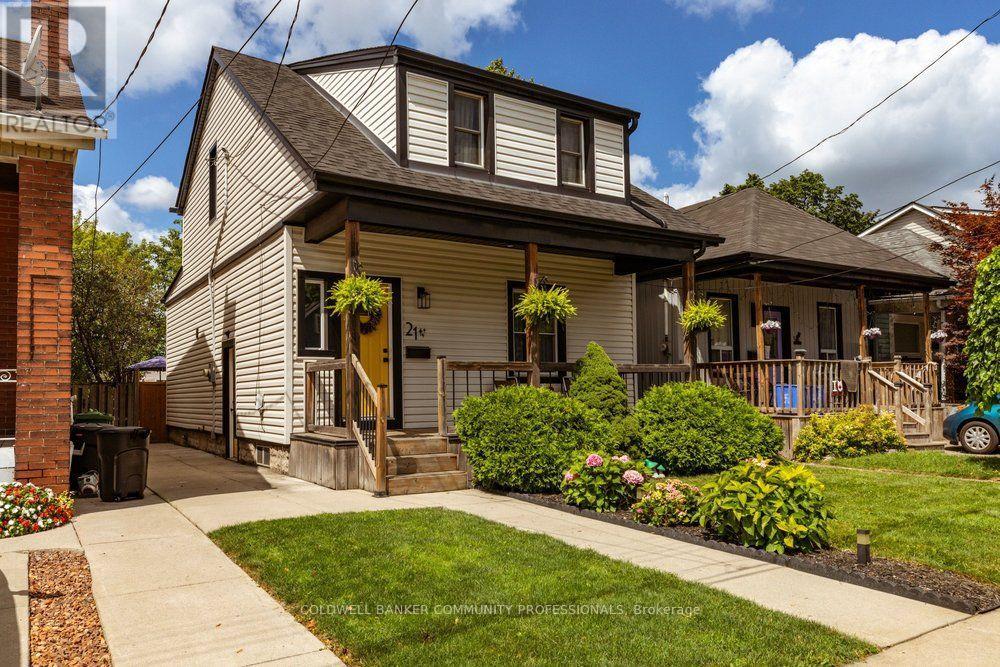 21 Bayfield Avenue, Hamilton, ON photo 1