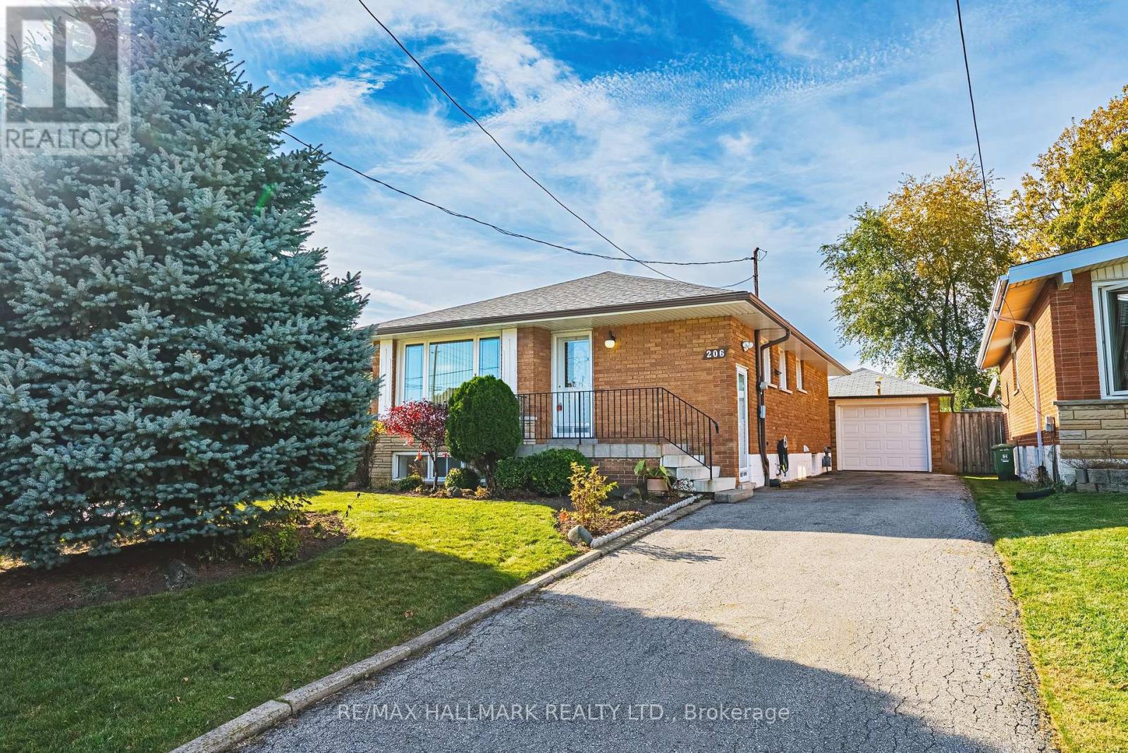 Photo of 206 Warren Avenue