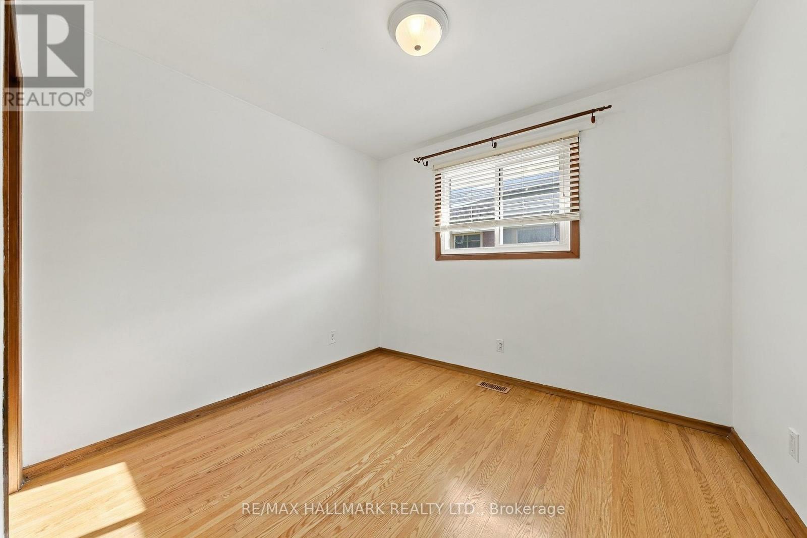 206 Warren Avenue, Hamilton, ON photo 10
