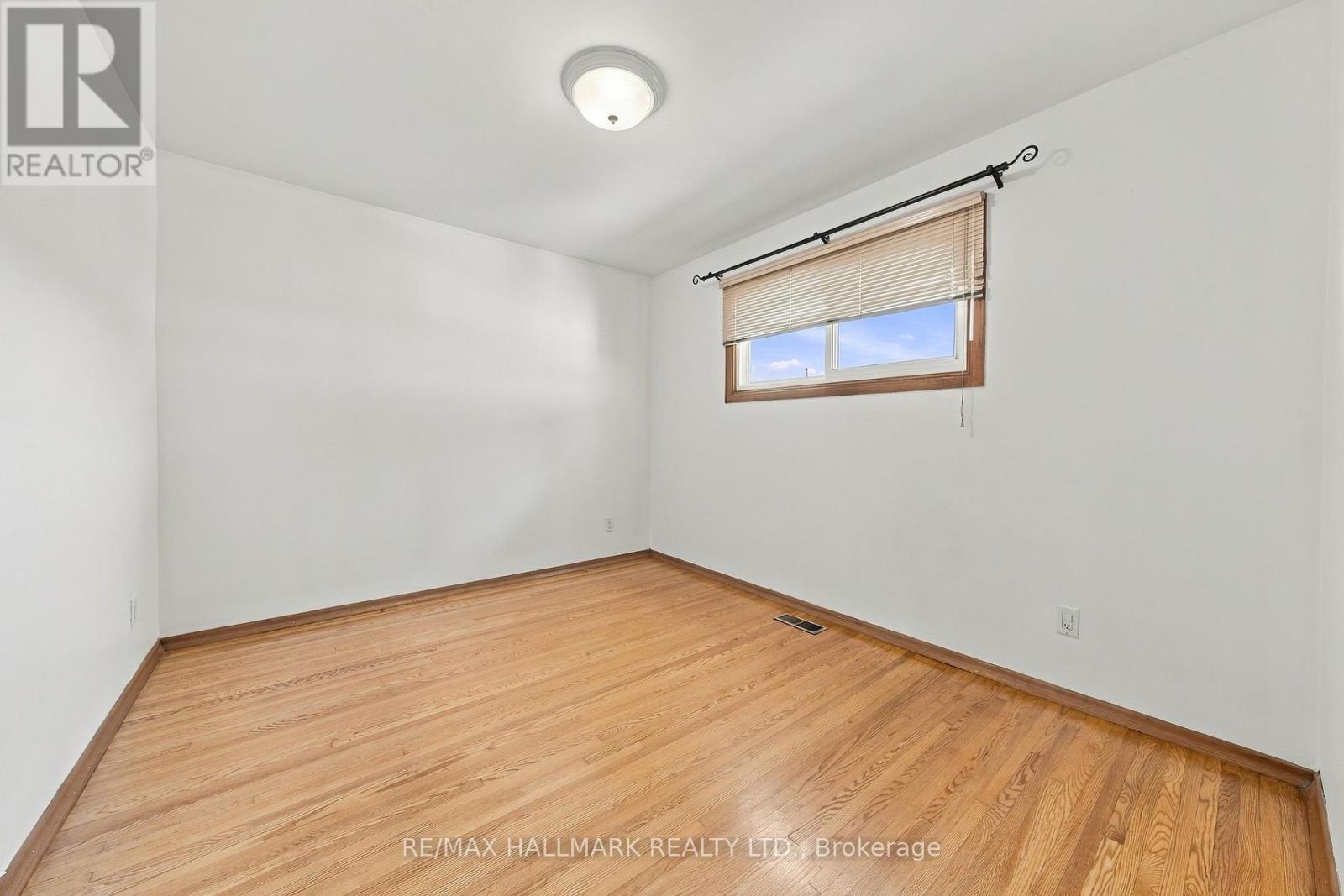 206 Warren Avenue, Hamilton, ON photo 12